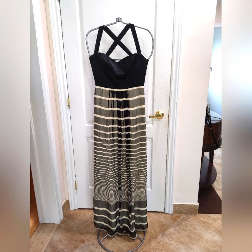 Black and white evening gown - Picture 1 of 8